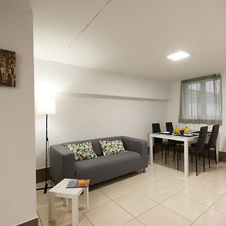 Apartamentos A 10 Minutos Del Aeropuerto Carrizal エクステリア 写真