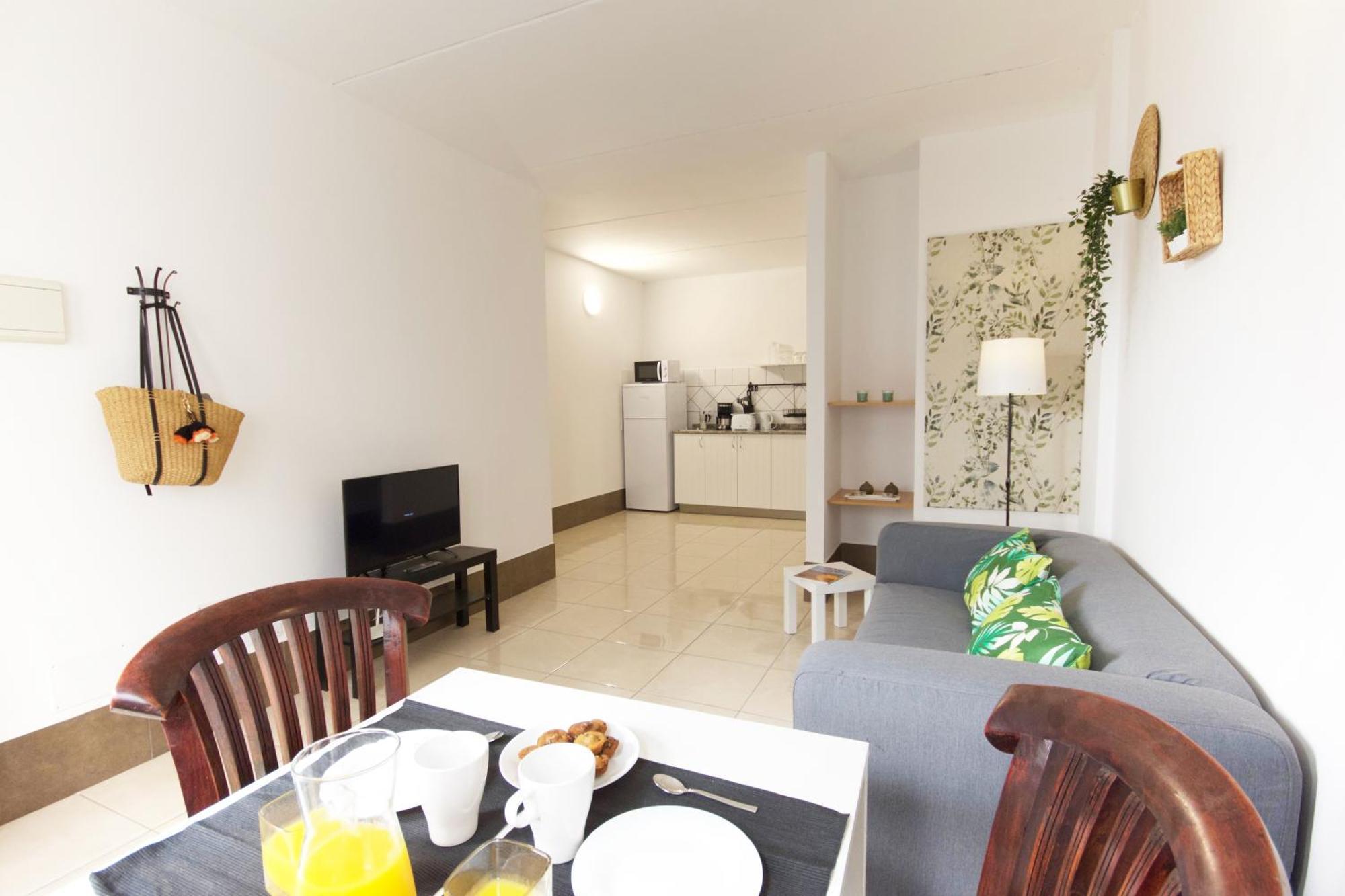Apartamentos A 10 Minutos Del Aeropuerto Carrizal 部屋 写真
